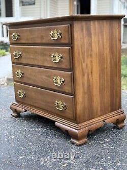 Willett Mid Century Maple Chippendale Nightstand Accent Side Table Chest Vintage