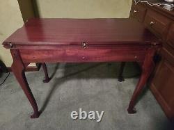 19th Century Ahogany Chippendale Table De Jeu Flip Top Newly Finished Clawfoot