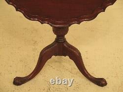 47109ec Chippendale 18e C. Style Acajou Tilt Top Table