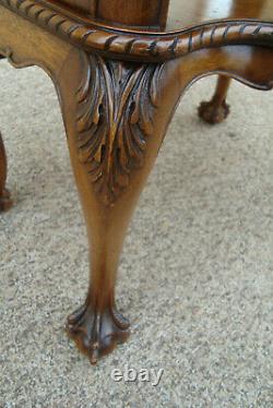 60939 Burled Wood Bibliothèque Lamp Table Stand With Claw Foot