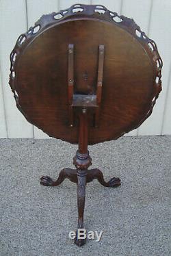 60943 Antique Mahogany Tilt Top Lamp Table Stand