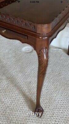 Artisan Du Conseil Antique Style Acajou Fretwork Flame Tea Table Chippendale