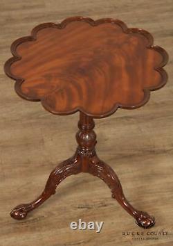 Baker George III Chippendale Style Acajou Pie Tilt Tilt Table Supérieure (a)