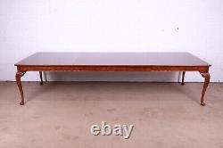 Baker Meubles Stately Homes Chippendale Burled Walnut Extension Table À Manger