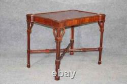Belle table de salon de style Chippendale en acajou de qualité avec faux bambou Drexel