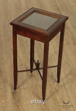 Chippendale Style Square Ahogany Vitrine Display Table Latérale