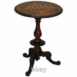 Circa 1880 Walnut & Mahogany Marquetry Inlaid Chess Games Table Trépied Base