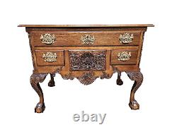 Collection KINDEL Winterthur Commode en Acajou avec Pieds en Griffes Chippendale