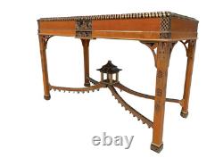 Console Chinoise Chippendale par Baker Furniture