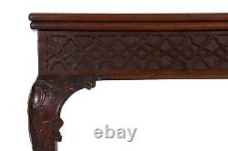 English Chippendale Carved Ahogany Table Avec Tablier De Fretwork Pierced, Vers 1770