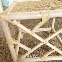 Ensemble de 3 tables gigognes de style Boho Chic en bambou, rotin et style Chippendale.