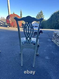 Ensemble de huit chaises de salle à manger en acajou massif de style Chippendale anglais ancien