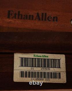 Ethan Allen Chippendale Style Butler's Plateau Table À Café