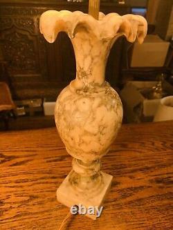 Français Antique Carved Solid Marble Table Lamp, Renaissance Classique, Début Du Xxe Siècle