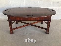 Hickory Chaise De Qualité Ahogany Chippendale Style Butler Table