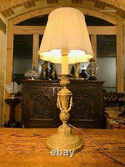 Lampe De Table En Bronze Doré Louis XVI Style, Circa 1850 Rococo