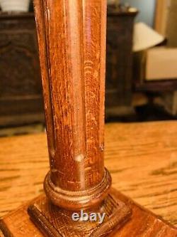 Lampe De Table Sculptée En Chêne Anglais Antique, Lampe Chandeliers De Style Élisabéthain
