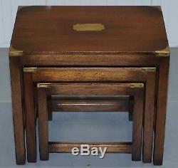 Lovely Rrp £ 2750 Rare Harrods London Mahogany Campagne Militaire Nid De Tables
