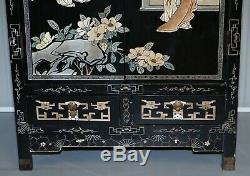 Paire De Vintage Ebonised Chinois Chinoiserie Side Table Sized Armoire Bibliothèques