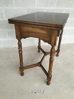 Pennsylvania House Solid Oak Rotational Flip Top Table De Jeu De Tiroir Unique