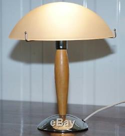 Rafraîchissez MID Siècle De Style Moderne Lampe De Table Avec Abat-jour Opalescent Chrome & Wood