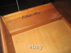 Secrétaire Ethan Allen Queen Anne/Chippendale avec Table d'Écriture Abattante
