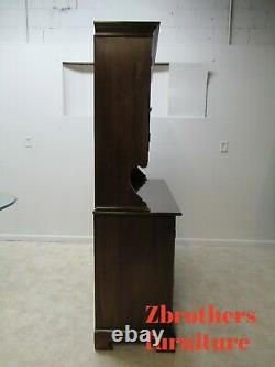 Stickley Meubles Cherry Chippendale Chine Cabinet Hutch Hunt Board
