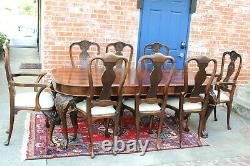 Table À Manger En Acajou De Style Antique Anglais Avec 3 Feuilles Et 8 Chaises