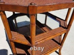 Table Chippendale en bambou tressé d'appoint pour le côté ou le centre