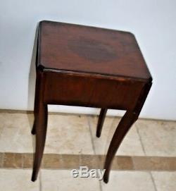 Table D'appoint Vintage À 1 Tiroir Chippendale Vintage En Acajou Hepplewhite