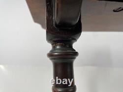 Table D'extrémité Latérale En Bois Rectangle De Style Chippendale En Laiton Vintage