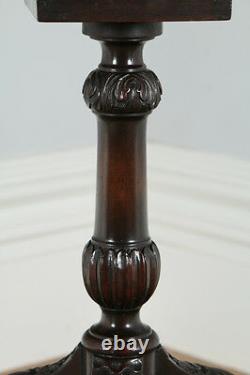Table De Trépied En Croûte De Tarte À La Cage D'oiseau De Style Chippendale Géorgien Antique