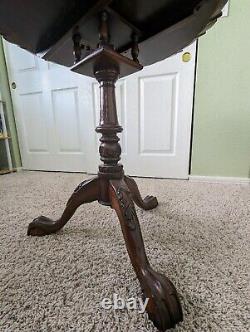Table basculante en acajou de style Chippendale antique