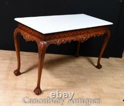 Table console Chippendale en acajou avec pieds en griffe de balle