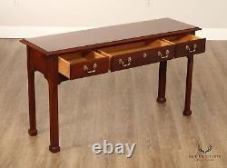 Table console à trois tiroirs de style Chippendale en acajou Link-Taylor