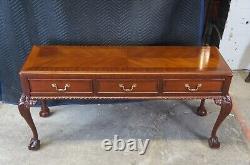 Table console de style Chippendale en acajou massif de la marque Vintage Link Taylor