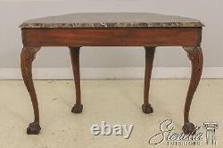 Table console en acajou Henkel Harris avec dessus en marbre et pieds griffes