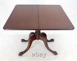 Table de console de jeu extensible en acajou de style Chippendale avec pattes de griffe et boule