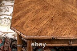 Table de salle à manger à rallonge en style Chippendale vintage avec dessus en marqueterie
