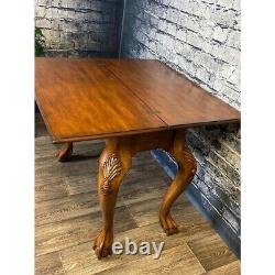 Table de style Chippendale vintage