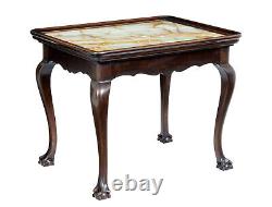Table en chêne du 19e siècle avec dessus en onyx influencé par Chippendale