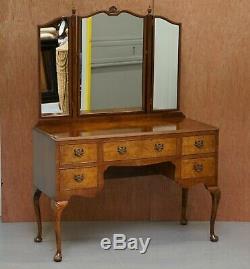 Vers 1930 Noyer De Figured Coiffeuse Et Tabouret Vue Partielle Suite Trifold Miroirs