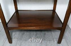 Vintage Anglais Chippendale Style Wood Butler Tea End Table Scalloped Rim