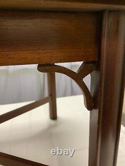 Vintage Chippendale Style Incrusté Acajou Butler Table Basse De Haute Qualité