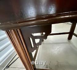 Vintage Lane Chinese Chippendale Butler Table De Café En Série #2297140 Style #9883