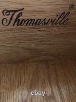Vintage Thomasville Collection Banded 3 Drawer Table De Lampes Latérales