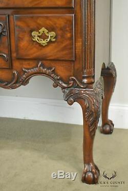 Wright Table Company, Édition Limitée, Boule Sculptée En Acajou Et Griffe Highboy